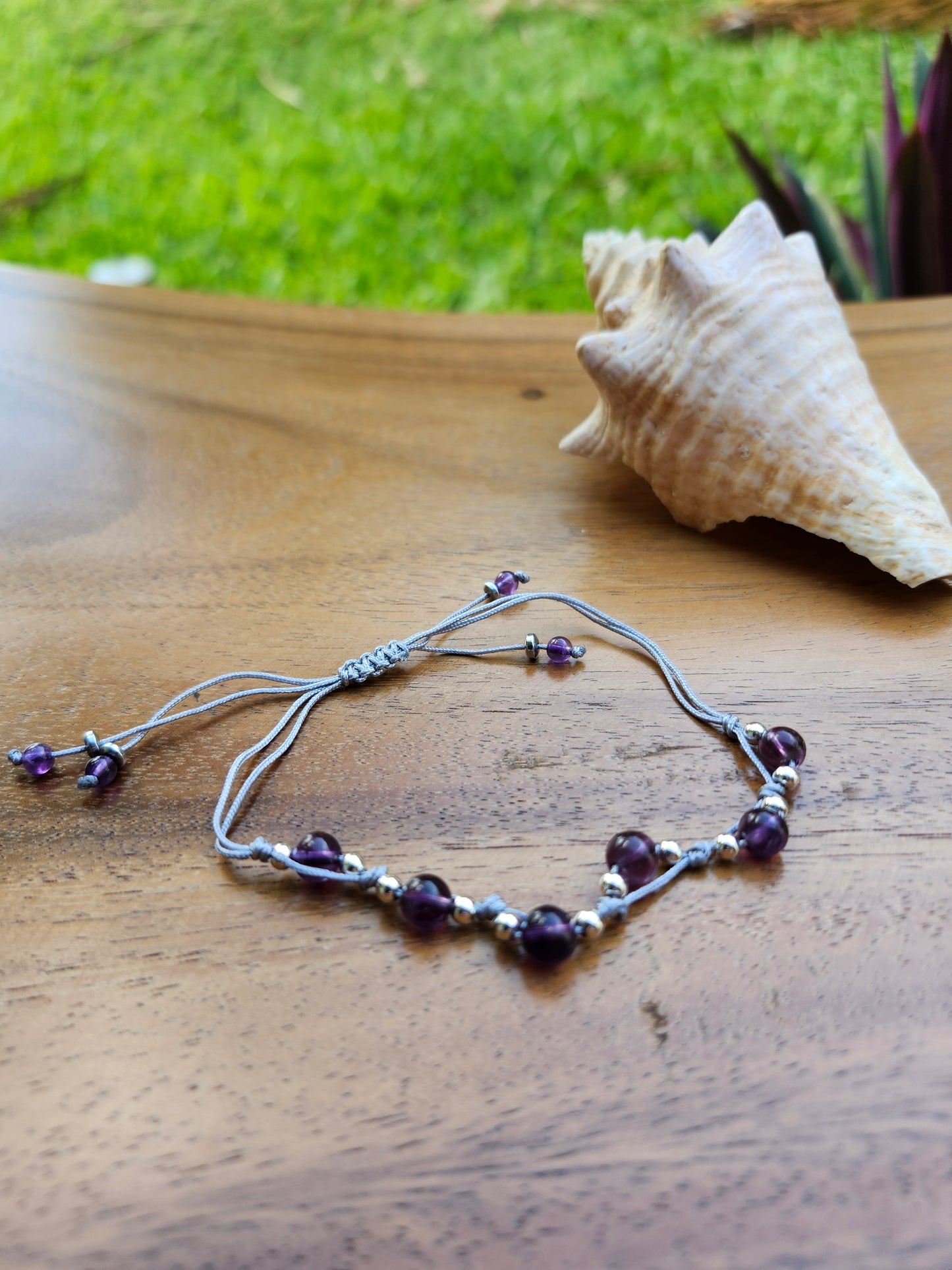 Bracelet ref 48 : Cordon réglable Améthyste/ Hématite