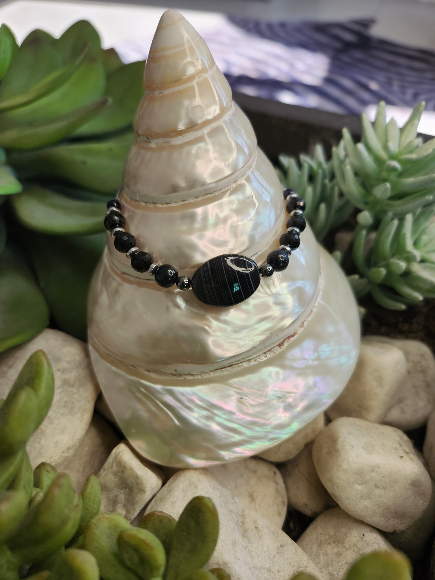 Bracelet ref 74 : Cordon réglable Agate, œil de tigre onyx et hématite