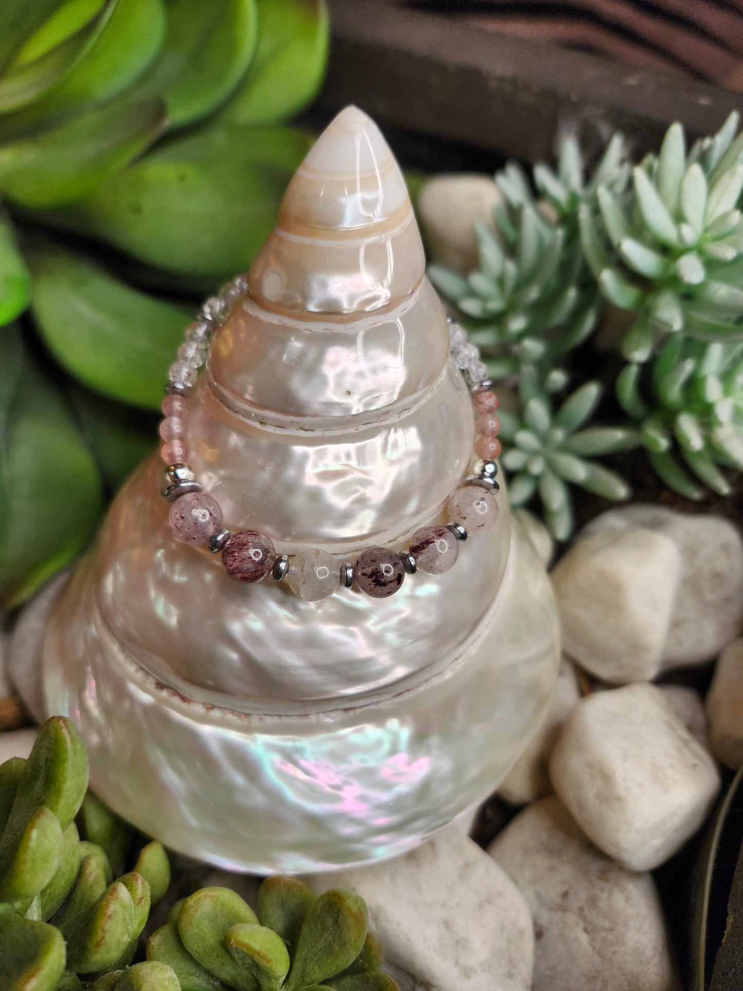 Bracelet ref 78 : Cordon réglable quartz fraise, Cristal de roche, Hématite