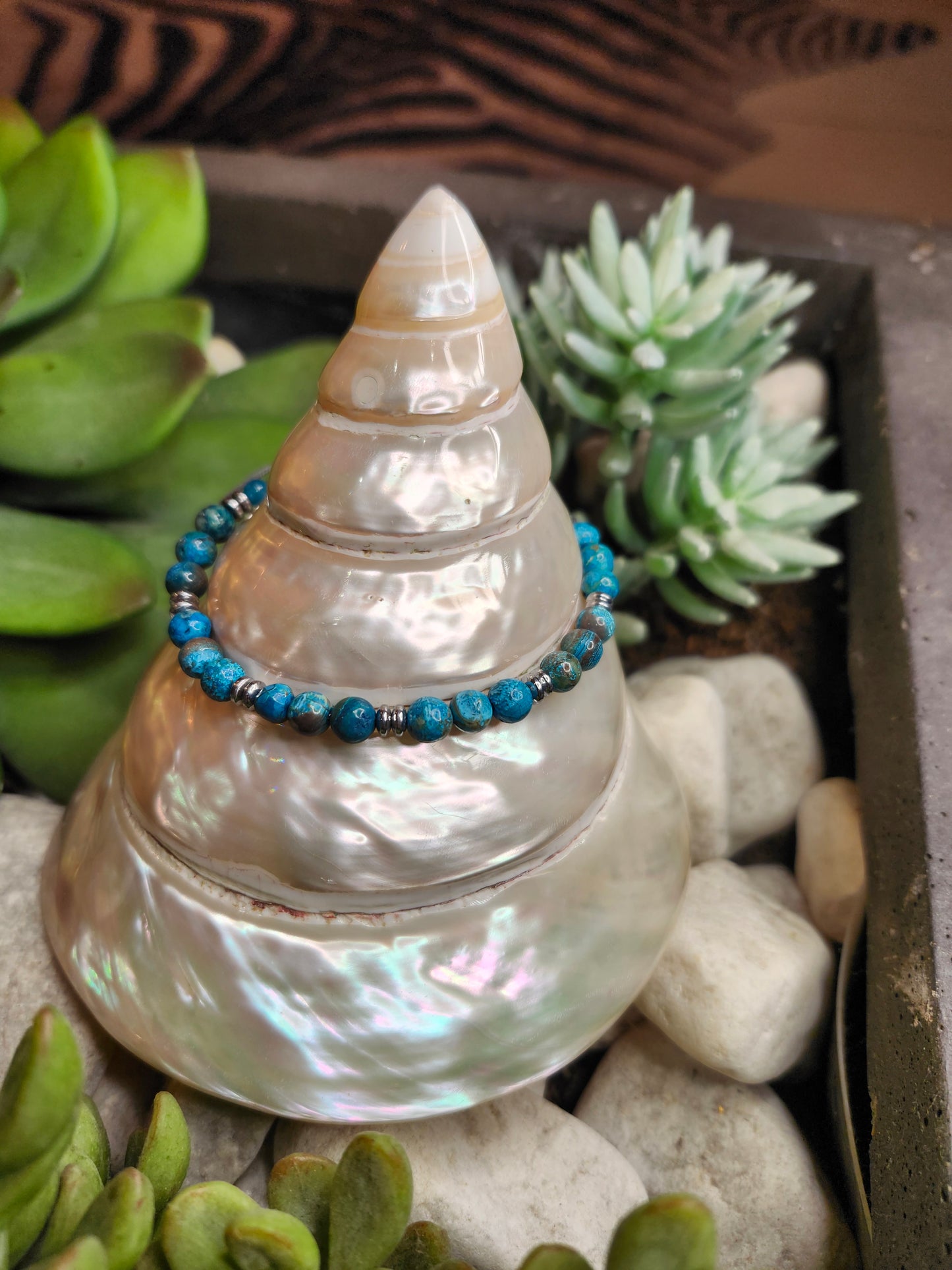Bracelet ref 87 : Cordon réglable Jaspe bleue et hématite