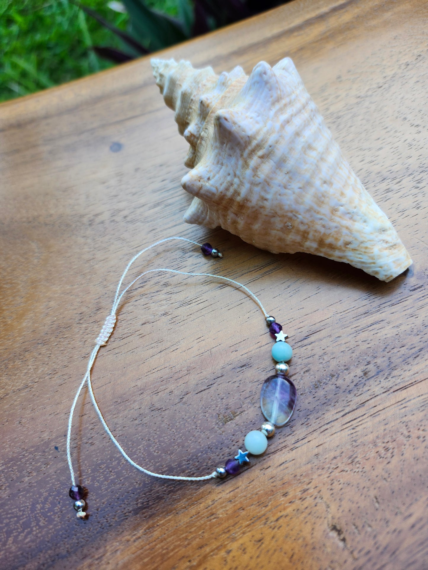 Bracelet réf. 17 : cordon réglable Fluorite, Amazonite et Améthyste