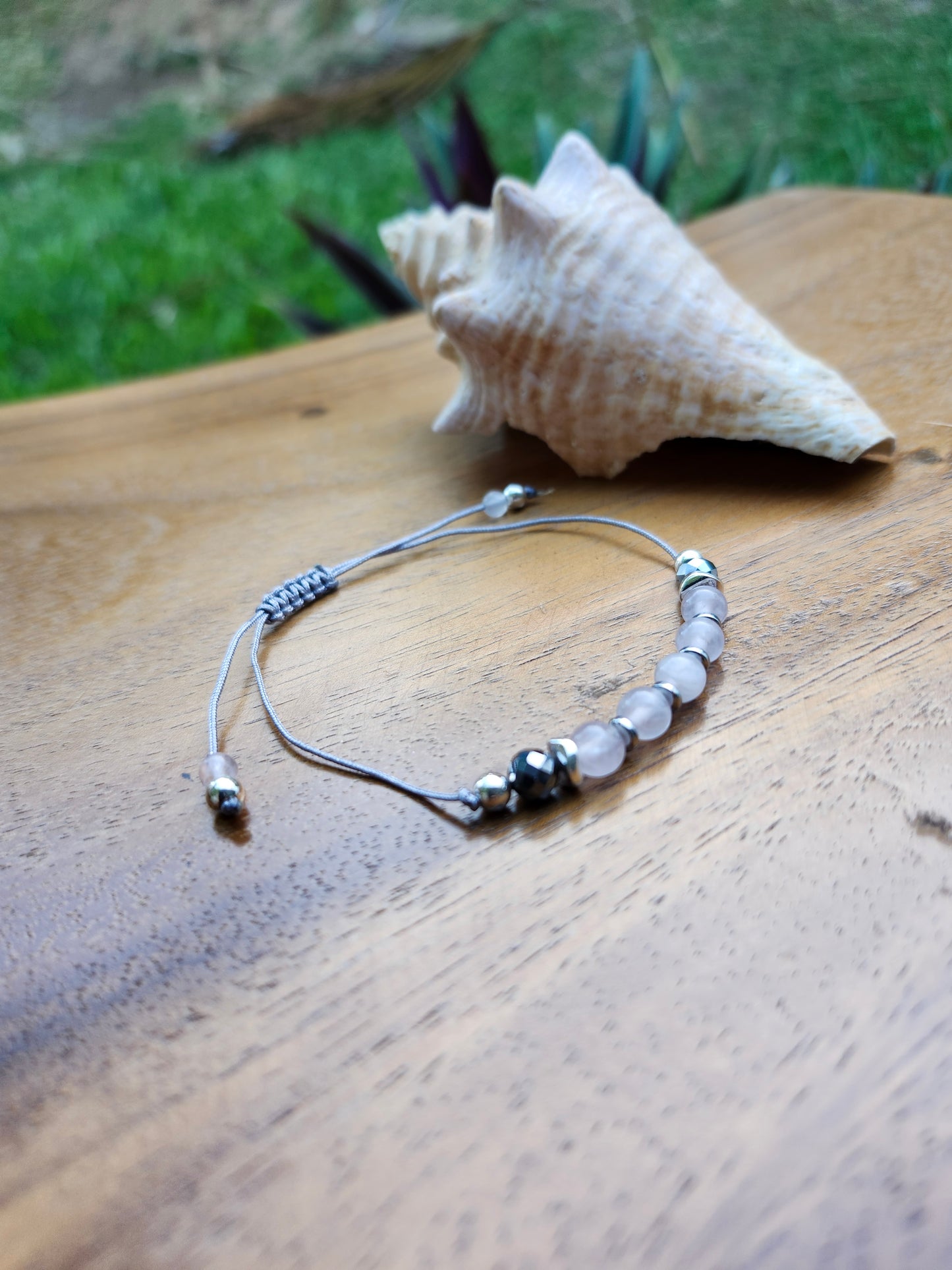 Bracelet réf. 9 : Cordon réglable Quartz rose et Silicium