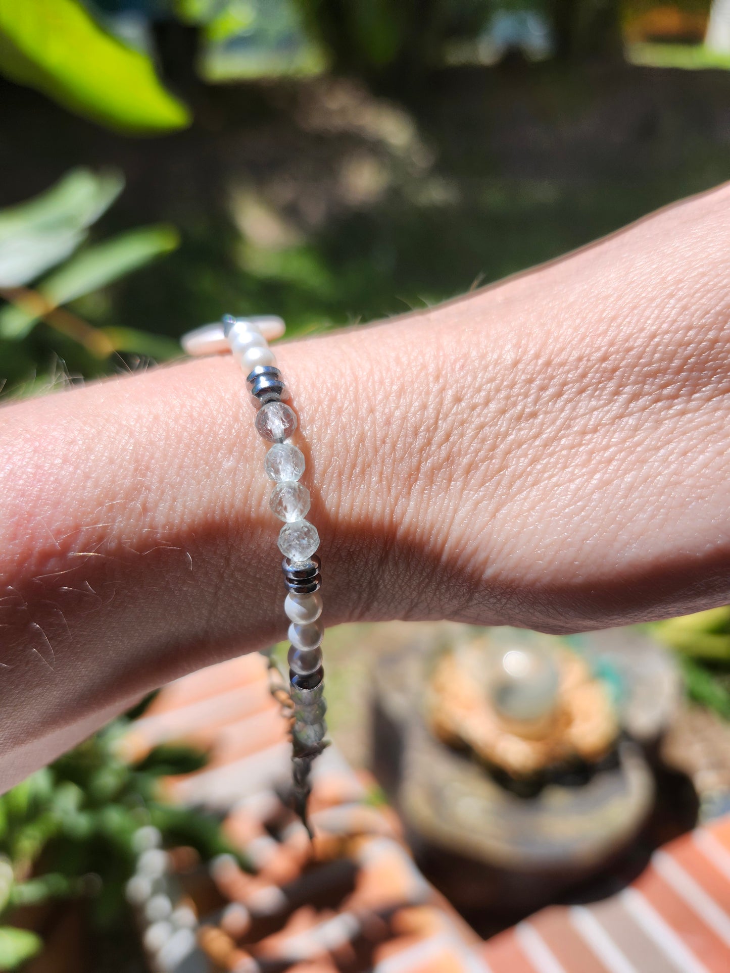 Bracelet réf. 6 : Pierres Quartz rose, Nacre et Cristal de roche