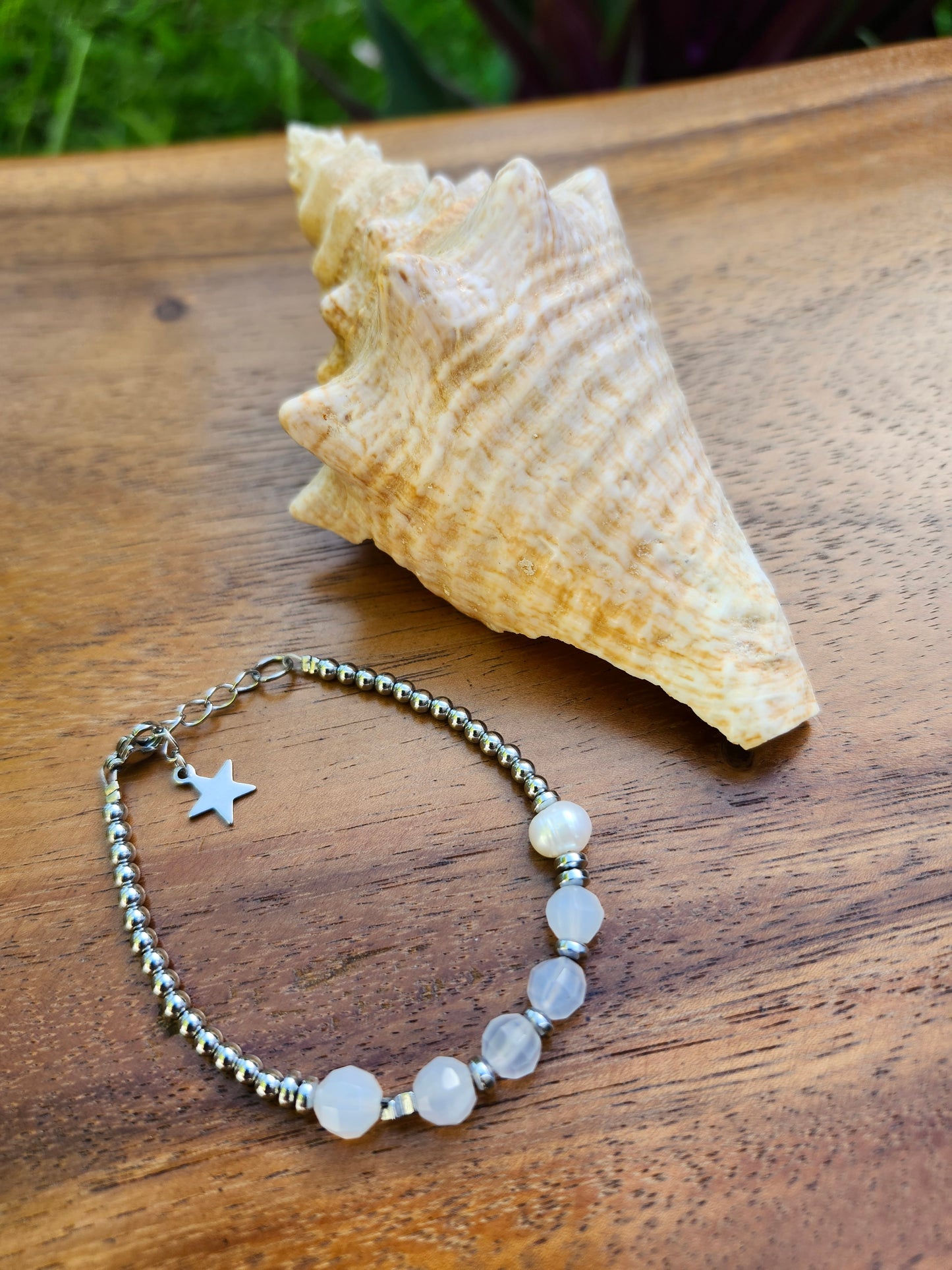 Bracelets réf. 1 : Pierres Calcédoine, Nacre et Hématite