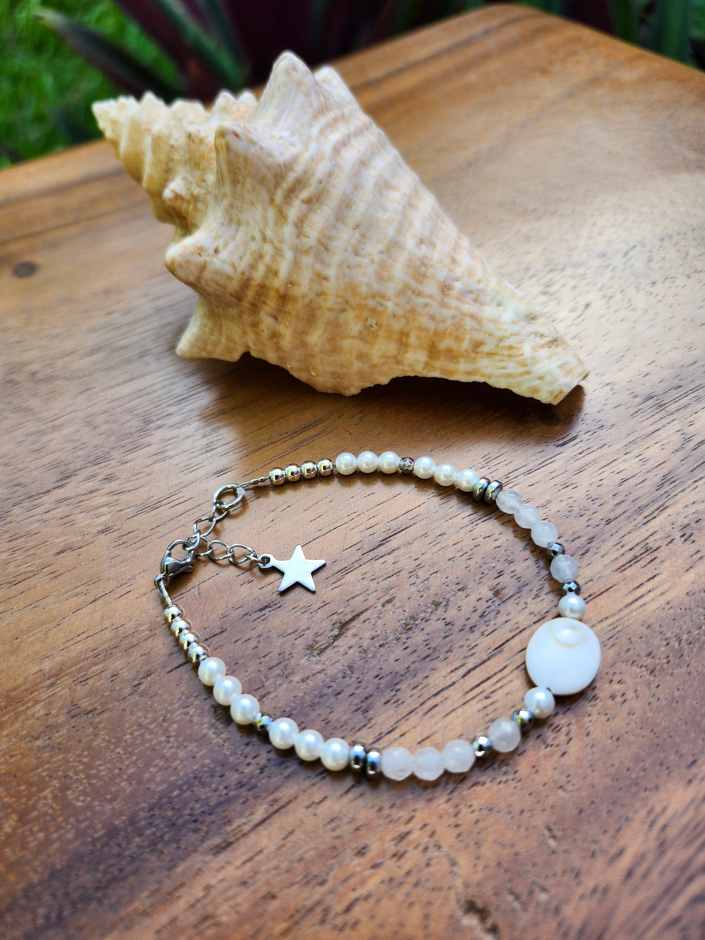 Bracelet réf. 4 : Pierres Quartz rose, œil de sainte Lucie et Hématite