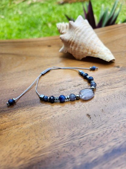 Bracelet ref 44 : Cordon réglable Fluorite, Iolite et Sodalite
