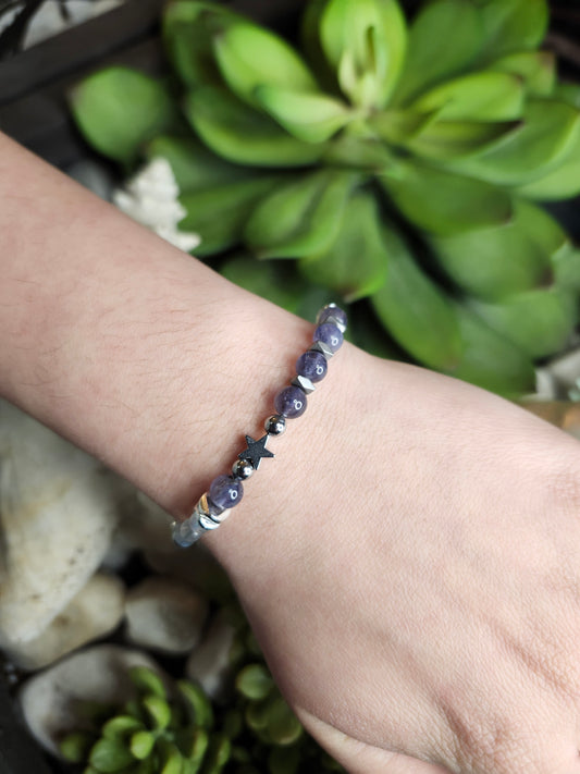 Bracelet ref 81 : Cordon réglable Iolite, Labradorite, Cristal de roche et Hematite