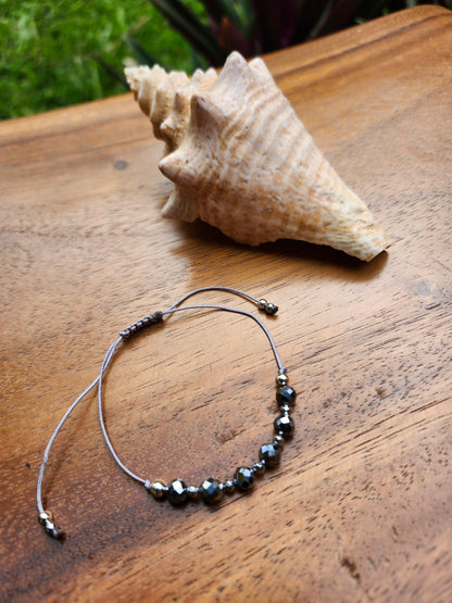 Bracelet réf. 23 : cordon réglable Silicium et Hématite