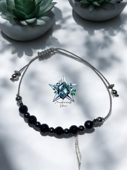 Bracelet réf. 32 : cordon réglable Onyx et Hématite